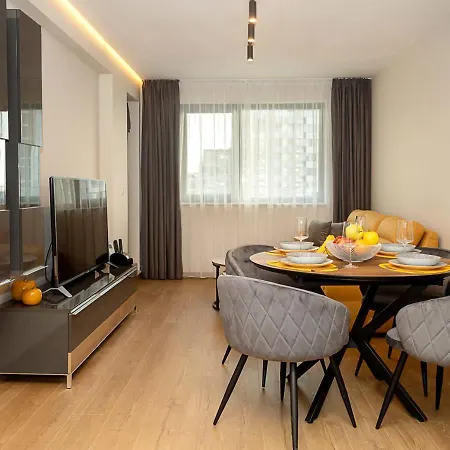 Cozy 1-bedroom With Sea View & Parking By Flat Mаnаger * فارنا