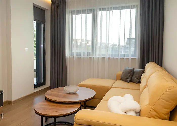 Cozy 1-bedroom With Sea View & Parking By Flat Mаnаger *