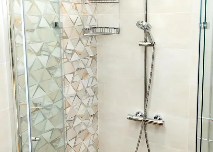 شقة Cozy 1-bedroom With Sea View & Parking By Flat Mаnаger فارنا