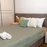 Cozy 1-bedroom With Sea View & Parking By Flat Mаnаger Apartment